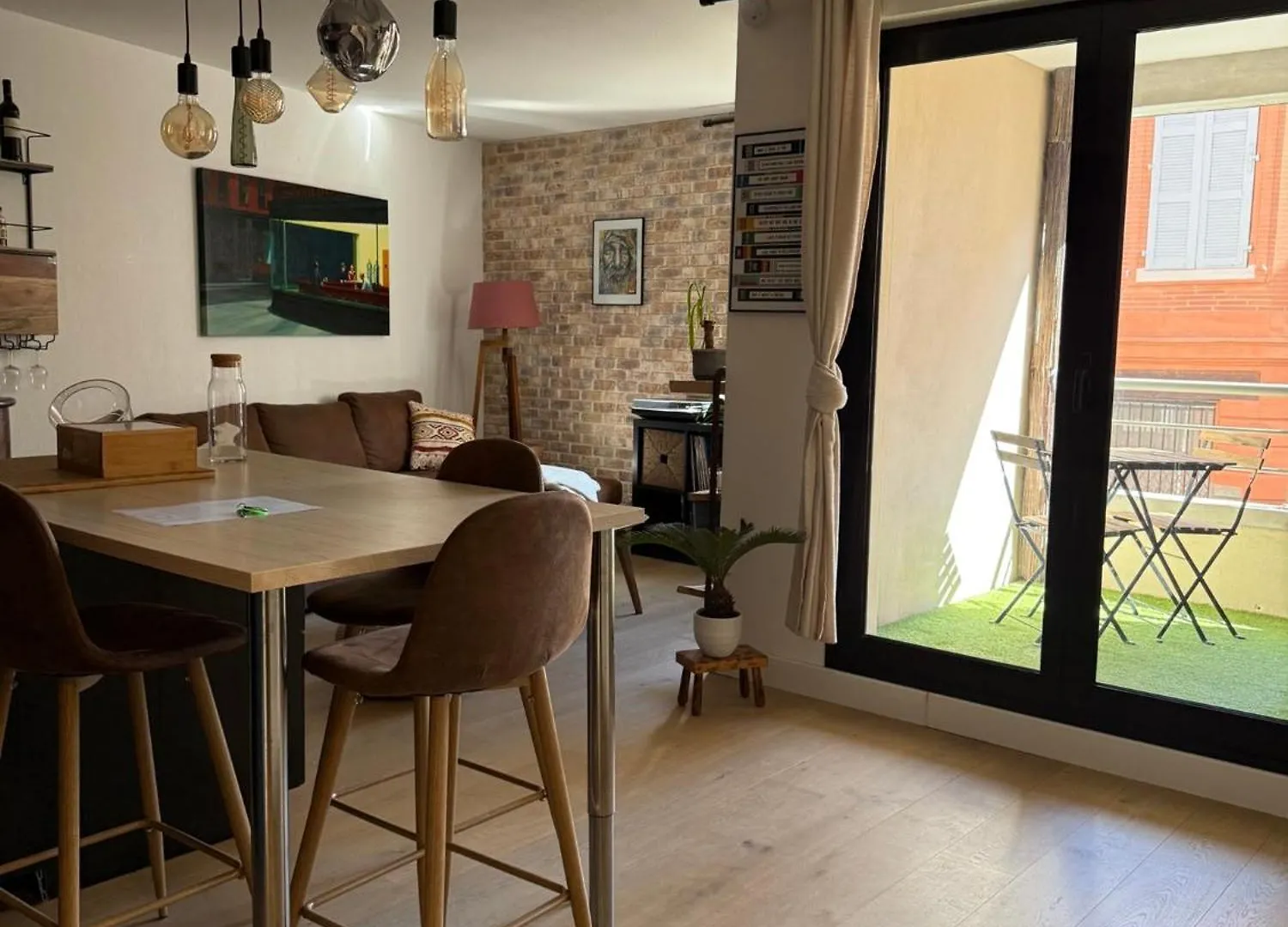 شقة T2 Au Coeur Du Quartier Saint-Cyprien A تولوز